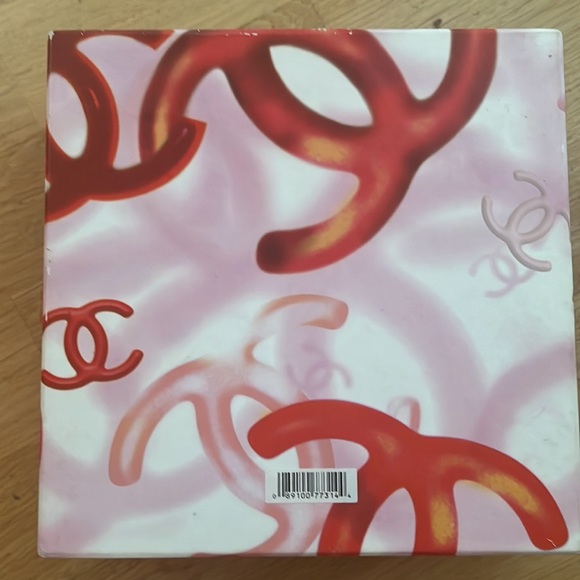 Luxury Chanel #5 Designer Box Gift Set - Picture 6 of 7